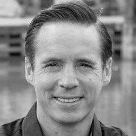 Headshot of Scott Cundill, Business leader with alternative strategies for CRM.